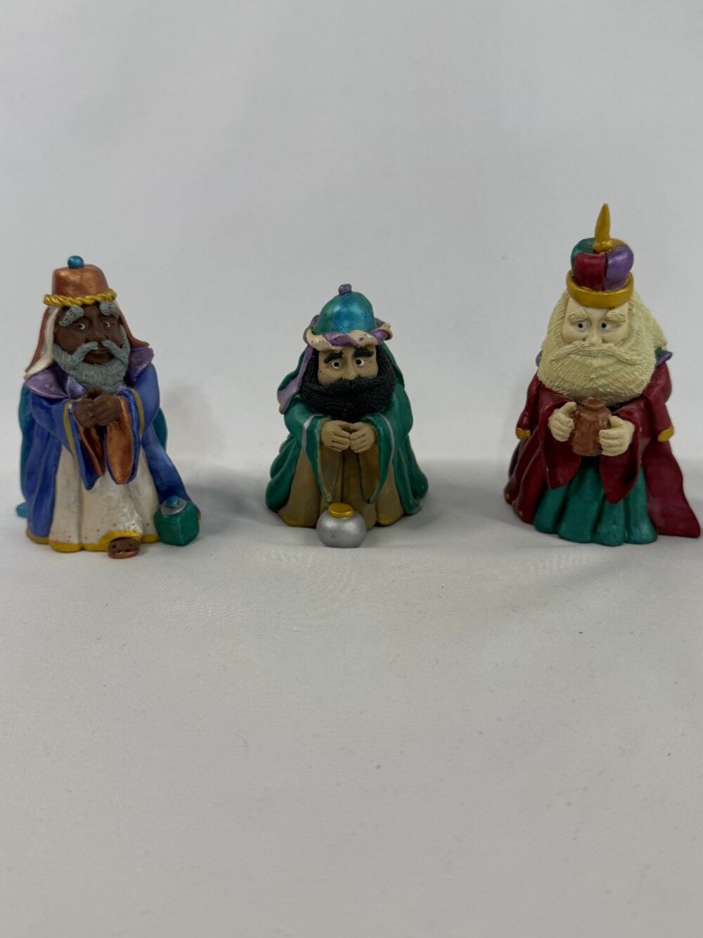 Vintage 3 Wisemen Bethlehem Experience Presenting Gifts Figurines Enesco 4188